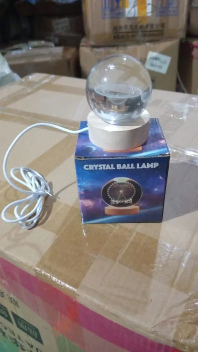 Astronaut 3D Crystal Ball Lamps With Base